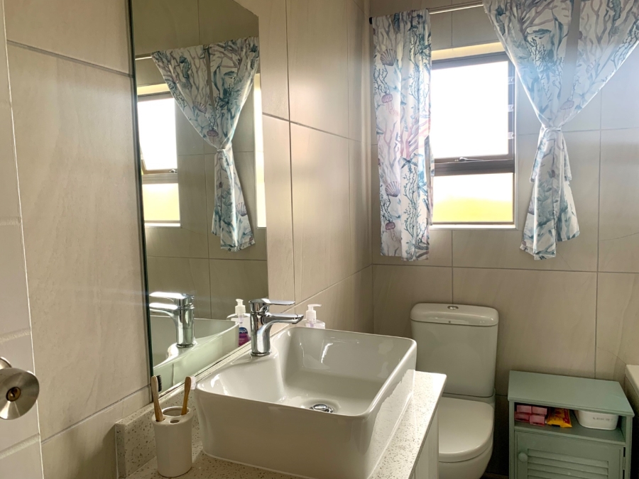 3 Bedroom Property for Sale in Dana Bay Western Cape